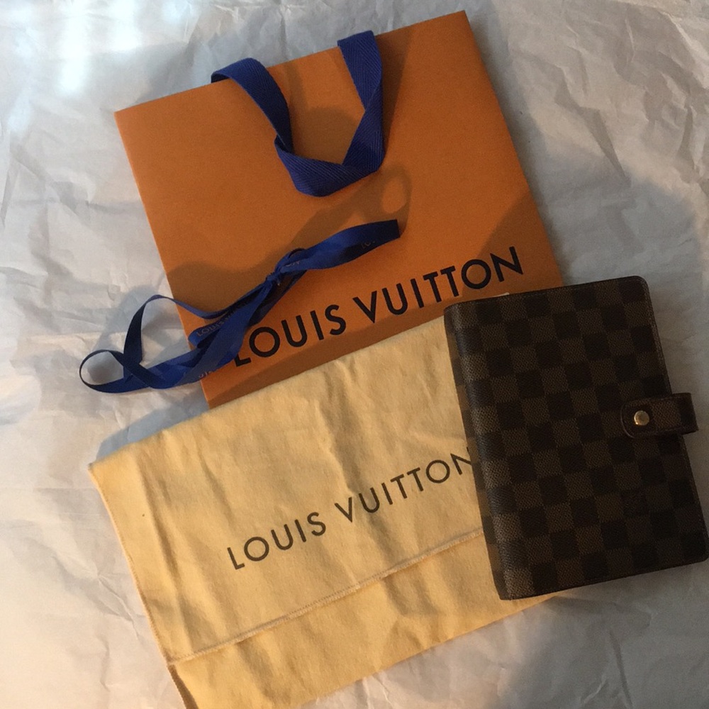 Louis Vuitton MM Agenda 100% Auth.